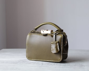 Dulles Doctor Bag-Women's Cowhide Leather  Handbag Handmade Shoulder Bag