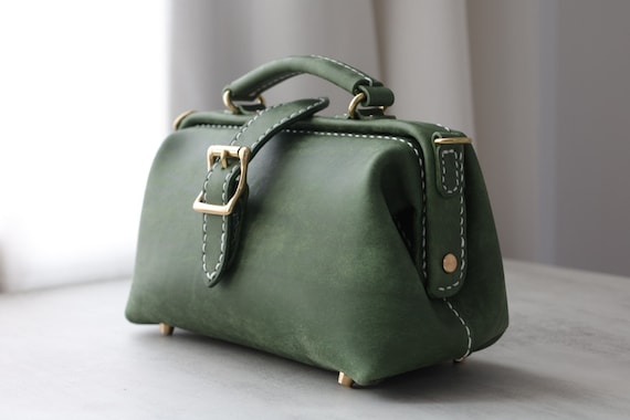 Women's Doctor Style Leather Handbag Purse
