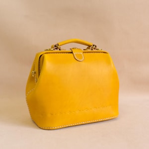 Sac de médecin en cuir - sac de style médecin, sac à main en cuir, sac à bandoulière, sac en cuir monogramme, transport quotidien
