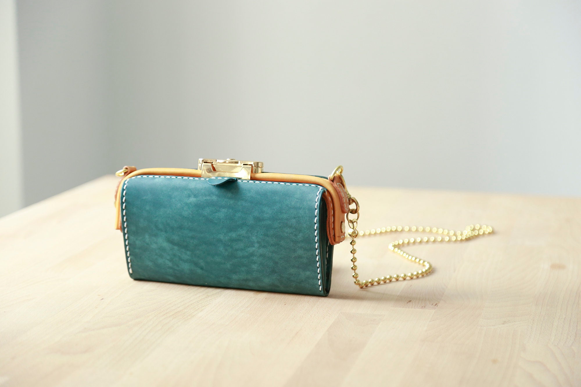 Dulles Wallet-Handmade Genuine Leather Shoulder Wallet,Large Capacity Phone pouch,Card Case