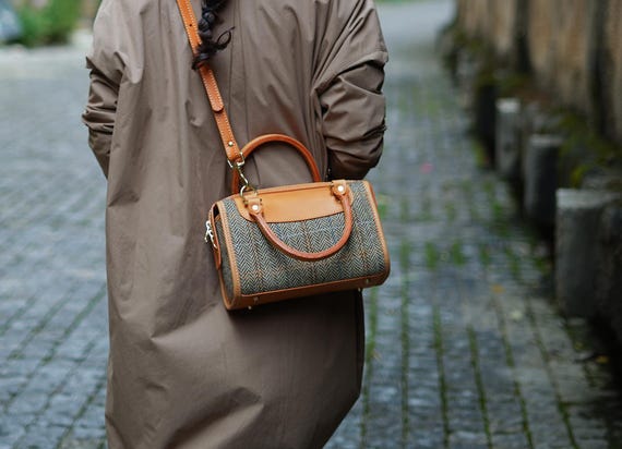 Handmade Harris Tweed Boston Bag: Leather Wool Shoulder Bag - Etsy