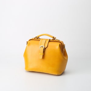 Handmade Leather Doctor Bag: Italian Cowhide Top Handle Shoulder Bag