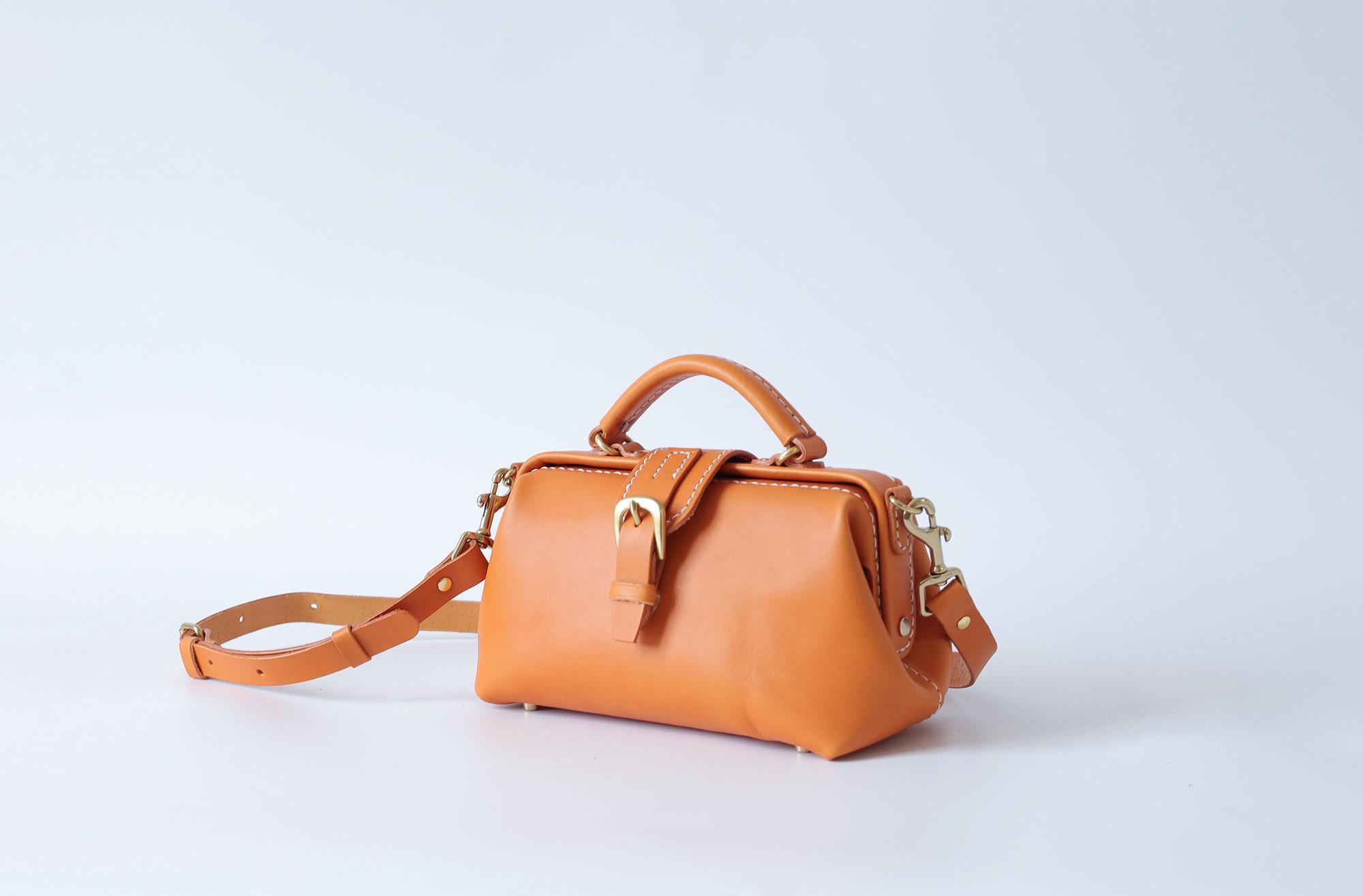 Full Grain Leather Doctor Bag: Hand-dyed Honey, Magnetic Closure