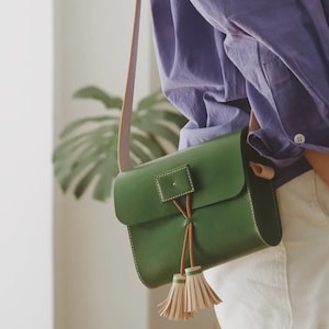 Tassel Shoulder bag - Women&#39;s Cowhide Leather Classic Saddle Handbag Handmade Shoulder Bag