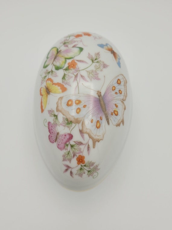 Oval Egg Shaped Vintage Large Porcelain Jewelry T… - image 1