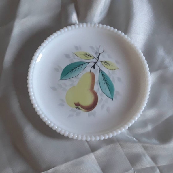 Pretty Pearly vintage Milk Glass Petite Plate for Display by Westmoreland Glass Co Features a Fresh Yellow Pear with Wispy Leaves - Greenery Pretty Pearly vintage Milk Glass Petite Plate for Display by Westmoreland Glass Co Features a Fresh Yellow Pear with Wispy Leaves - Greenery Pretty Pearly Vintage Glass Petite Plate for Display by Westmoreland Glass Co Features a Fresh Yellow Pear with Wis