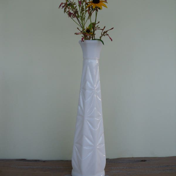 Vintage Starburst Pattern Milk Glass Vase - Vintage Wedding Mid Century Modern Farmhouse Vintage Home