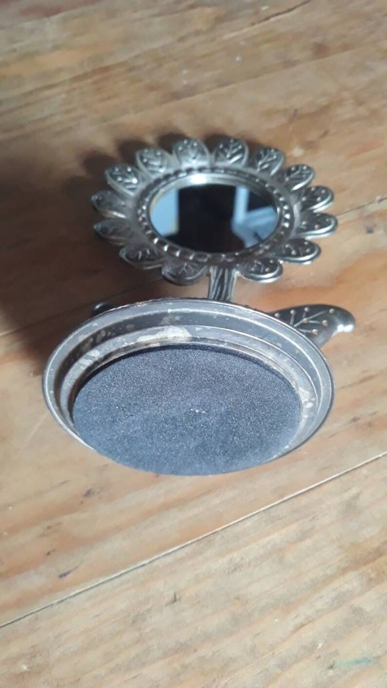 Vintage Sunflower with Mirror in Middle Silver Plated Earring Holder Holds up to 45 Pairs of Earrings Has Tray Base for Rings Bracelets