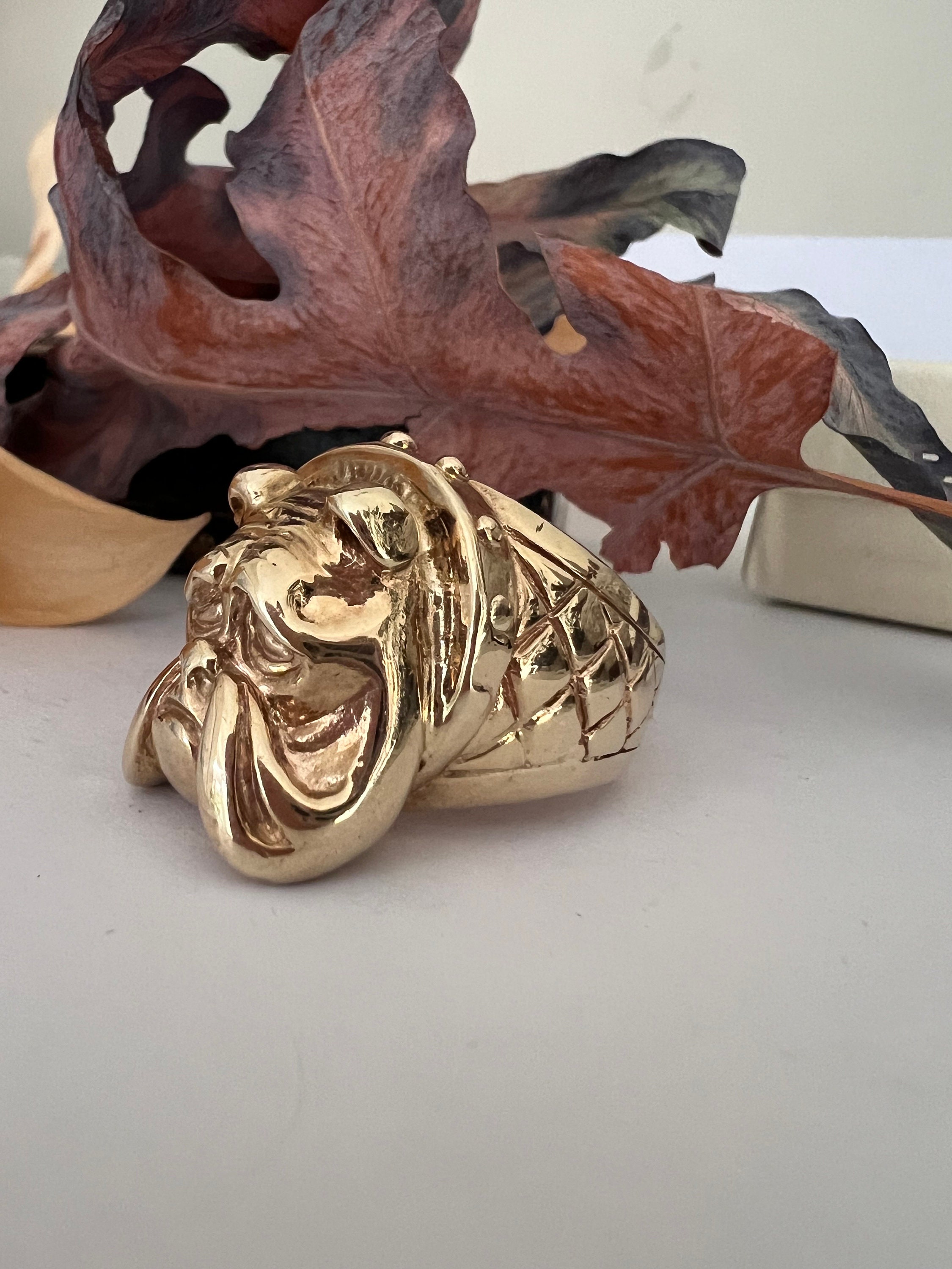 Bulldog ring discount