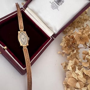 Vintique Art Deco 9Ct Rose Gold Ladies STOLKACE Wrist Watch. 7 Inch. Circa 1935.