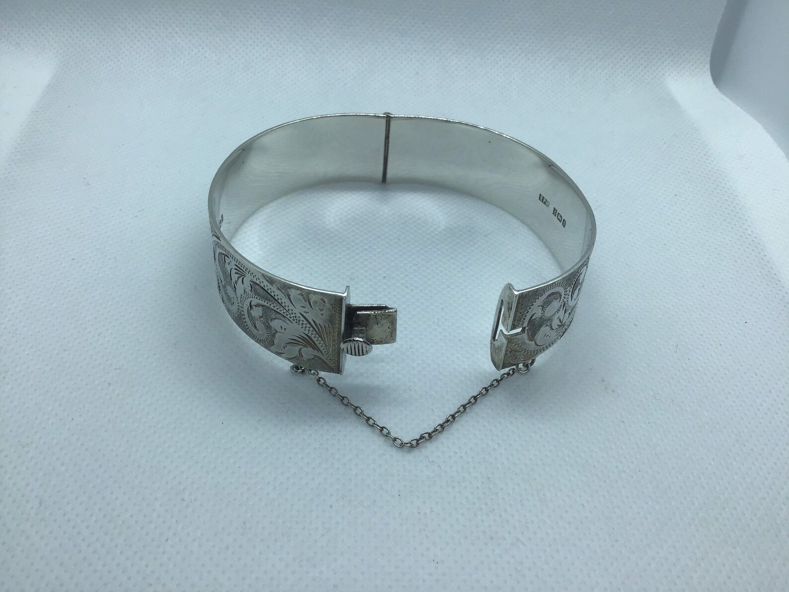 Sterling silver bangle. Etsy