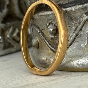 Vintage 22Ct Gold Band. 1954. Sizes M 1/2 - 6 1/2 - 53