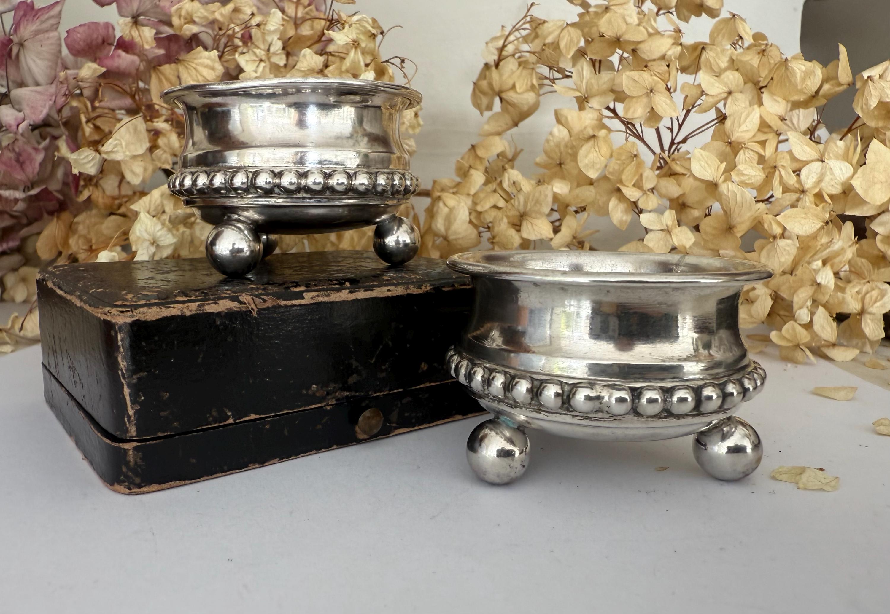 Par de saleros antiguos de plata esterlina 1896