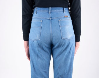 Rare 1970s WRANGLER Light Wash Boot Cut Ankle Length Lightweight Denim Jeans