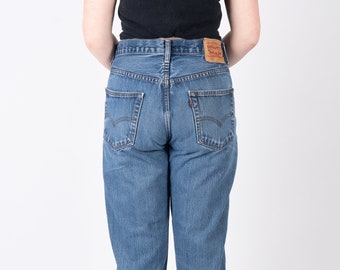 Vintage LEVI'S 550 Relaxed Fit Straight Leg High Waisted Denim Jeans