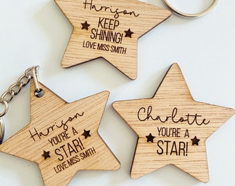 End Of Term Keyring Gifts, Personalised Wooden Star, Leaving Present From Teacher for 2026 Leavers ANY TEXT POSSIBLE