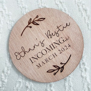 Handmade Baby Reveal Plaque - Share the News in Style with Our Pregnancy Announcement!