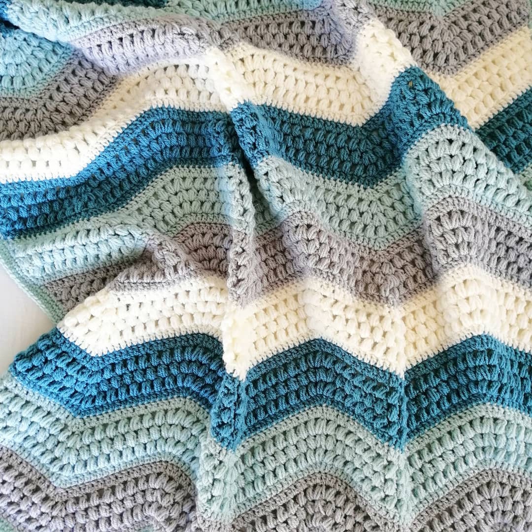 かぎ針編みパターン カーミング パフ ウェーブ ブランケット