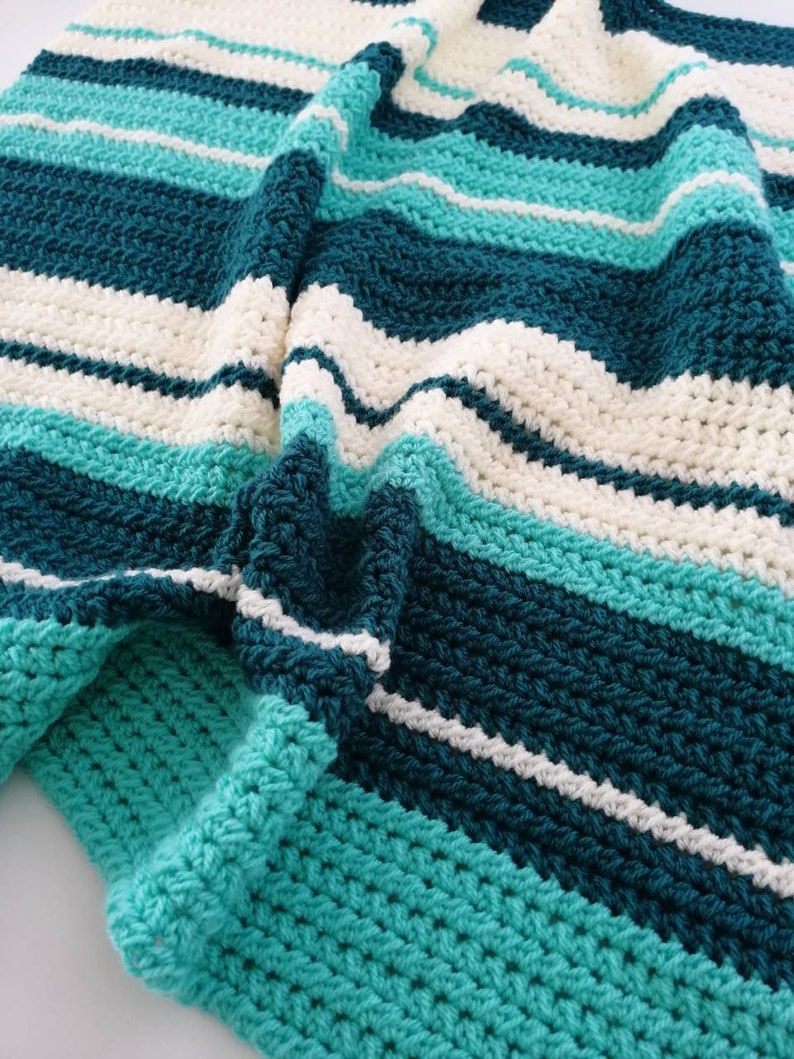 Gehaakte babydeken 75 x 75 cm, wikkeldoek, babynestje kinderwagendeken, wiegdeken, maxi cosi dekentje, deken, blauw, groen, creme afbeelding 6