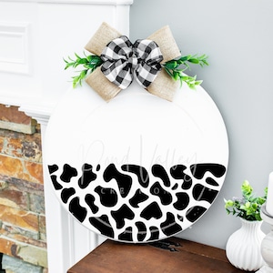 Cow Print SVG | round door sign svg | door hanger svg | animal print svg | farm svg | ranch svg | cow svg | cow pattern svg | png