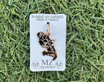 Martinique map pendant