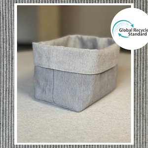 Handgemachter Korb aus recyceltem Stoff: Blau gestreifter Leinen Brot Korb