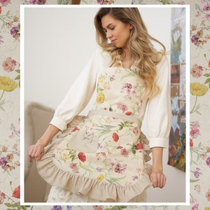 Vintage Floral Apron | Botanical Kitchen Wear | Elegant Blossom Design | Stylish Homewear | Practical Gift for Her | pretty bob | Blossom