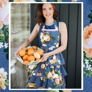Dark Blue Floral Ladies' Apron, Women's apron, Flower Print on Blue Background with Ruffles & Laces, Mom Gift, Gift for Her, kitchen dress