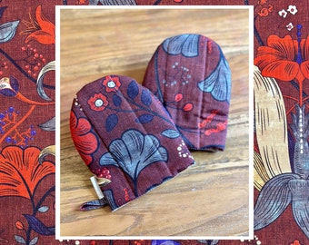 Oven glove (1) with double wool filling, red oven mitt, floral oven glove, kitchen decor, kitchen accessories | Red Drama
