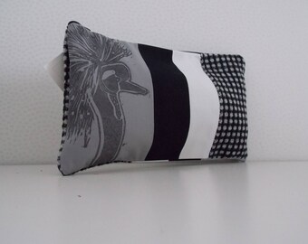 Kit with textile pattern grey crane print