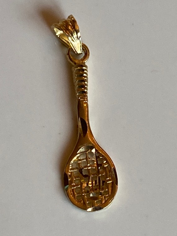 14k yellow gold tennis racket charm/pendant