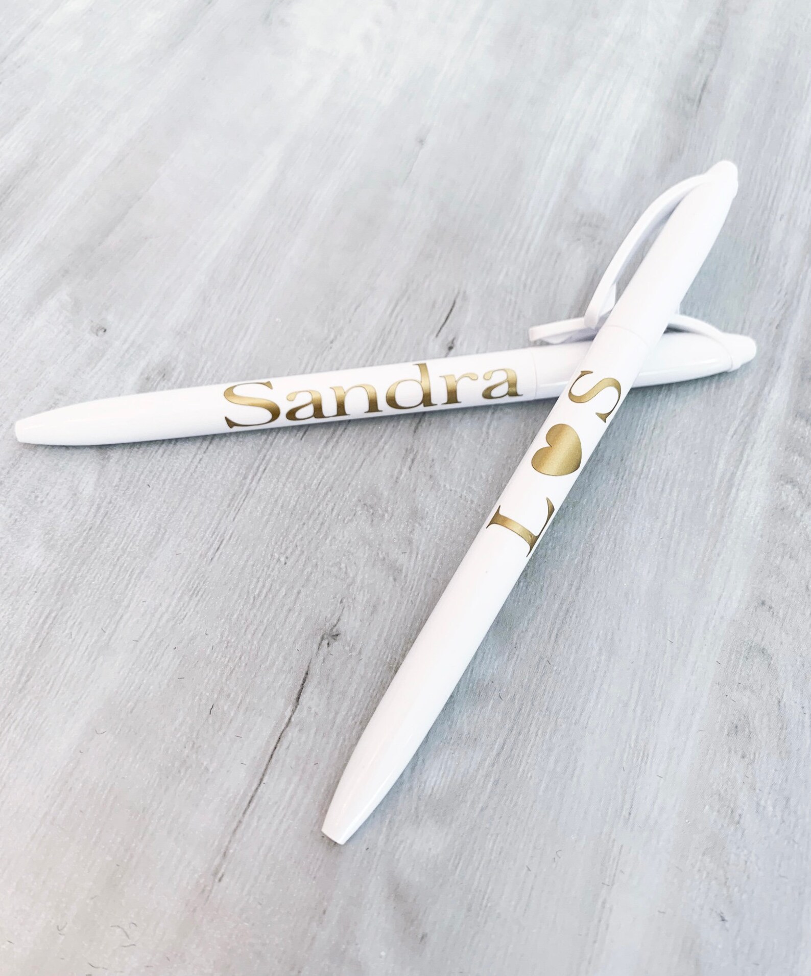 Goldener Hochzeits-Kugelschreiber Mit Herzständer - Für Gästebuch