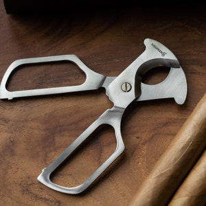 Sisuman Cigar Scissors, Lifestyle