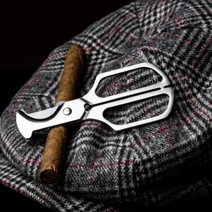 Cigar Cutter, Lifestyle