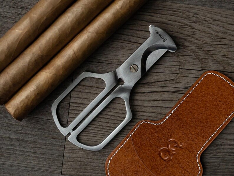 Cigar Cutter with Genuine Leather Case