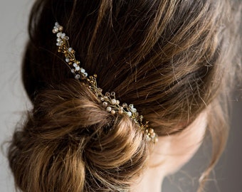 White and Gold Bridal Hairpin, Wedding Hairpiece, Bridal Hair Accessory