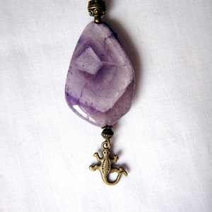 Salamander pendant. Lizard pendant. Amethyst pendant for women. Birthday gift for her, Gift for mom. Christmas gift for her.