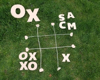 Yard Tic Tac Toe (Various Sizes, Letters, customization)