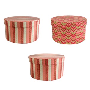 Luxury Round Handmade Cotton Paper Gift Box, Printed Red Pink, Red Interior