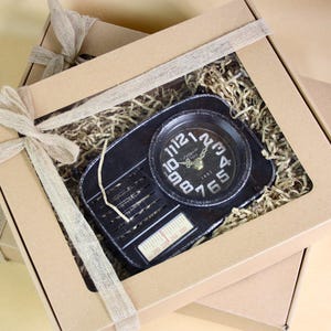 Expositor rectangular de cartón marrón con tapa transparente y ventana, cajas de regalo Kraft para cumpleaños, aniversarios y cualquier celebración.