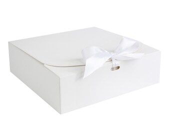 Scatoline Regalo Kraft Bianche Con Nastro Rosso - Confezione Da 50