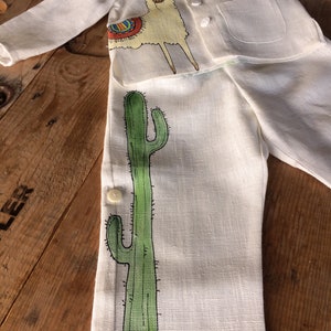 White baby boy linen suit. Beach wedding outfit with hand painted Mama Llama. In stock size 9-12 image 2