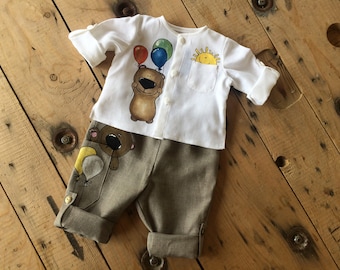 Ropa de bebé de lino orgánico sostenible para niño, hecha a mano y pintada.