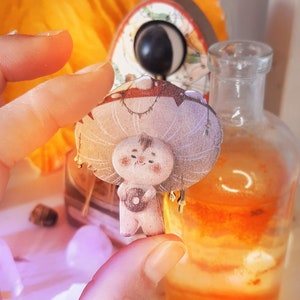 小さなキノコ 木のピン 森のキノコ 木のピン 魔法の森 ピン 魔法 キノコ 秋 かわいい生き物 かわいい獣 魔法の生き物