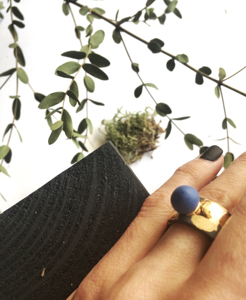 Black porcelain contemporary jewelry ring with a blue porcelain bubble, gold plated, platinum plated image 8