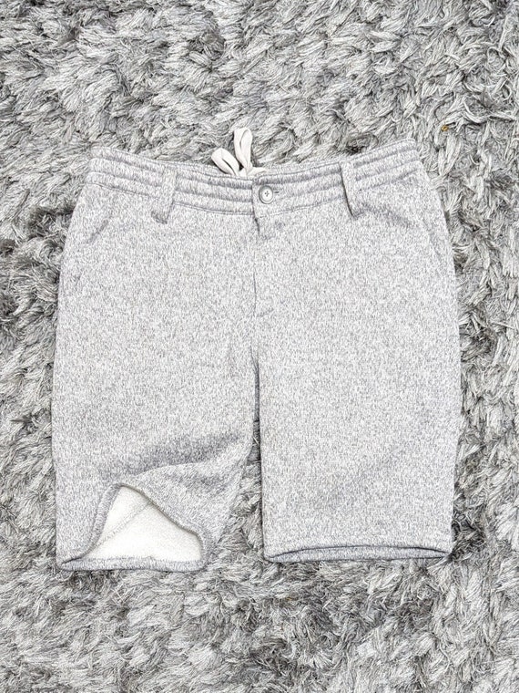 Vintage Karl Kani King of Blavk Sherpa Fur Lined Sweat Shorts, Y2K Heather Grey Fleece Hip Hop Bottoms Japan Size S US 30 View 2