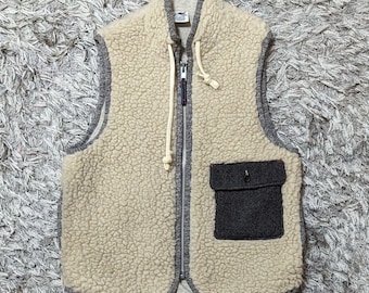 Vintage 45rpm North Marine Drive Sleeveless Sherpa Jacket Fleece