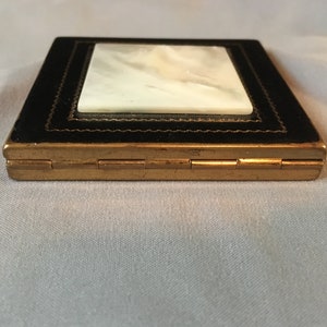 Vintage 1950's Shields Mother of Pearl and Black Enamel Powder Cosmetics Compact image 6