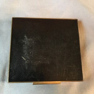 Vintage 1950's Shields Mother of Pearl and Black Enamel Powder Cosmetics Compact image 9