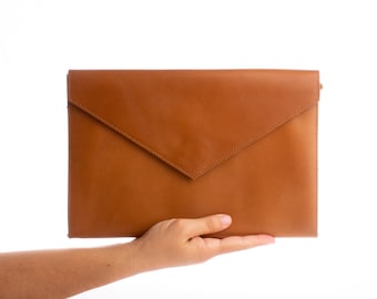 Leren clutch enveloptas, Tan Leather envelop clutch, Avondtasje, Handgemaakte grote leren tas, volnerf leer - KYANIA